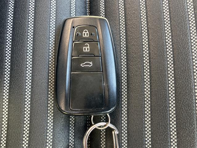 カムリ ＷＳ　レンタカーアップ車　ドライブレコーダー　ＥＴＣ　クリアランスソナー　レーンアシスト　オートクルーズコントロール　衝突被害軽減システム　バックカメラ　ナビ　アルミホイール　オートマチックハイビーム（53枚目）