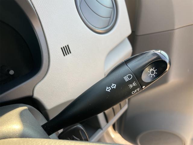 ワゴンR FX キーレスエントリー 電動格納ミラー ベンチシート AT 盗難防止システム ABS CD ミュージックプレイヤー接続可 アルミホイール 衝突安全ボディ エアコン パワーステアリング パワーウィンドウ(8枚目)