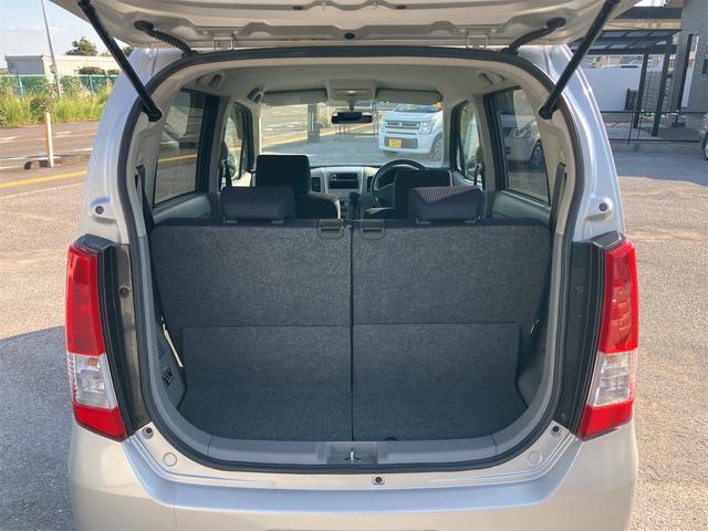 ワゴンR FX キーレスエントリー 電動格納ミラー ベンチシート AT 盗難防止システム ABS CD ミュージックプレイヤー接続可 アルミホイール 衝突安全ボディ エアコン パワーステアリング パワーウィンドウ(19枚目)