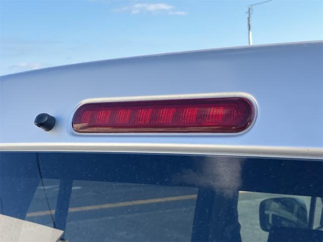 ワゴンR FX キーレスエントリー 電動格納ミラー ベンチシート AT 盗難防止システム ABS CD ミュージックプレイヤー接続可 アルミホイール 衝突安全ボディ エアコン パワーステアリング パワーウィンドウ(29枚目)