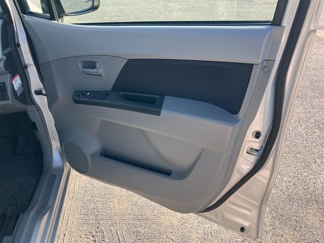 ワゴンR FX キーレスエントリー 電動格納ミラー ベンチシート AT 盗難防止システム ABS CD ミュージックプレイヤー接続可 アルミホイール 衝突安全ボディ エアコン パワーステアリング パワーウィンドウ(53枚目)