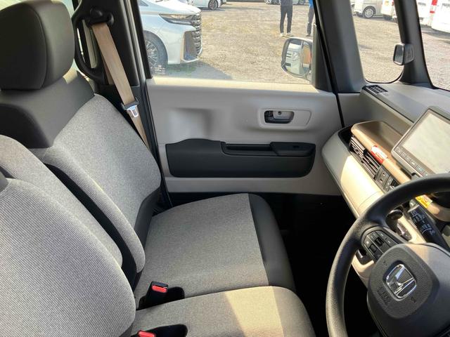 Ｎ－ＢＯＸ ベースグレード　レンタカーアップ車　ＥＴＣ　バックカメラ　両側スライド・片側電動　ナビ　ＴＶ　クリアランスソナー　オートクルーズコントロール　レーンアシスト　衝突被害軽減システム　オートライト　ＬＥＤヘッドランプ（63枚目）