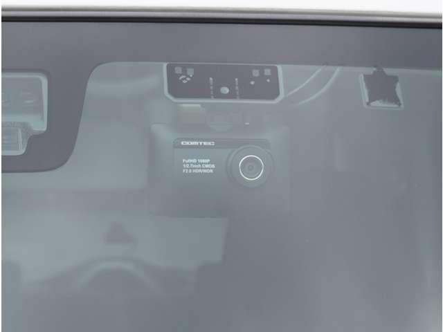 フレアワゴンタフスタイル ６６０　タフスタイル　ハイブリッド　ＸＳ　両側電動スライドドア　ナビ　ＥＴＣ　前後ド　シートヒータ　デュアルセンサーブレーキ　パークソナー　オートエアコン　Ｉストップ　横滑り防止装置　ベンチシート　盗難防止装置　アルミホイール　ＡＢＳ（9枚目）