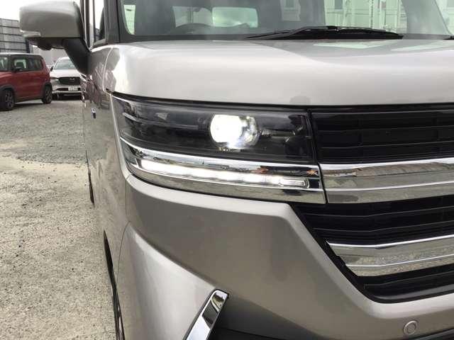 フレアワゴンカスタムスタイル ６６０　カスタムスタイル　ＸＳ　両側電動スライドドア　ナビ　全方位モニタ　Ｗパワースライドドア　ＡＡＣ　レーダークルーズコントロール　アルミホイール　コーナーセンサー　ＡＢＳ　イモビライザー　オットマン　スマートキー　シートヒーター（3枚目）