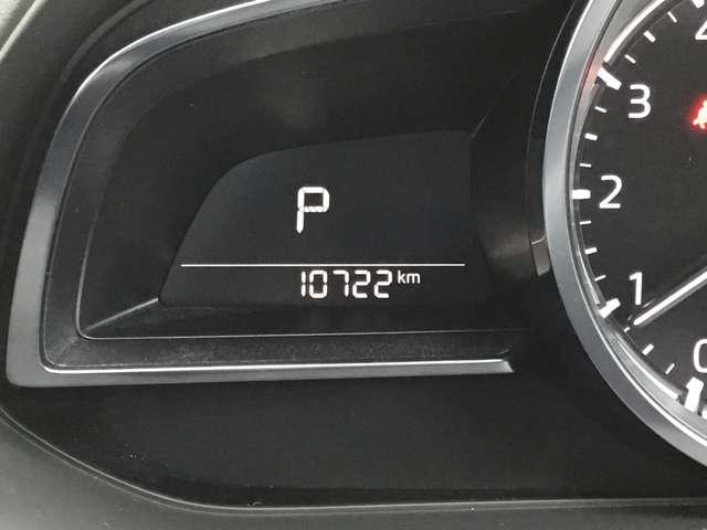 デミオ １．３　１３Ｓ　ツーリング　ナビ　ＥＴＣ　ドラレコ　シートヒーター　ＣＤ　アイドルストップ　サイドエアバッグ　ＡＡＣ　ＵＳＢ　シートヒータ　ＥＳＣ　アドバンスキー　パワーステアリング　盗難防止装置　キーレス　ＡＢＳ　エアバック（12枚目）