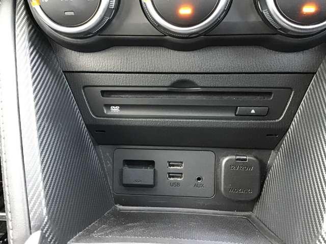 デミオ １．３　１３Ｓ　ツーリング　ナビ　ＥＴＣ　ドラレコ　シートヒーター　ＣＤ　アイドルストップ　サイドエアバッグ　ＡＡＣ　ＵＳＢ　シートヒータ　ＥＳＣ　アドバンスキー　パワーステアリング　盗難防止装置　キーレス　ＡＢＳ　エアバック（19枚目）