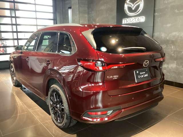 ＣＸ－８０ ３．３　ＸＤハイブリッド　プレミアム　スポーツ　ディーゼルタ　試乗車アップ　大型サンルーフ　レーダークルーズ　パノラマサンルーフ　クリアランスソナー　パワーシート　衝突被害軽減システム　シートヒーター　４ＷＤ　オートマチックハイビーム　バックカメラ　３列（8枚目）