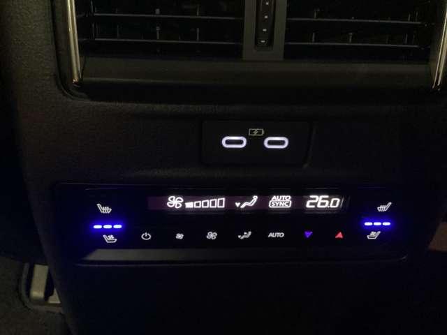 ＣＸ－８０ ３．３　ＸＤハイブリッド　プレミアム　スポーツ　ディーゼルタ　試乗車アップ　大型サンルーフ　レーダークルーズ　パノラマサンルーフ　クリアランスソナー　パワーシート　衝突被害軽減システム　シートヒーター　４ＷＤ　オートマチックハイビーム　バックカメラ　３列（21枚目）