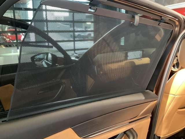 ＣＸ－８０ ３．３　ＸＤハイブリッド　プレミアム　スポーツ　ディーゼルタ　試乗車アップ　大型サンルーフ　レーダークルーズ　パノラマサンルーフ　クリアランスソナー　パワーシート　衝突被害軽減システム　シートヒーター　４ＷＤ　オートマチックハイビーム　バックカメラ　３列（25枚目）