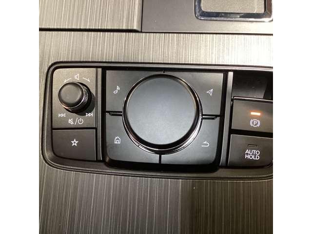 ＣＸ－８０ ３．３　ＸＤハイブリッド　プレミアム　スポーツ　ディーゼルタ　試乗車アップ　大型サンルーフ　レーダークルーズ　パノラマサンルーフ　クリアランスソナー　パワーシート　衝突被害軽減システム　シートヒーター　４ＷＤ　オートマチックハイビーム　バックカメラ　３列（44枚目）