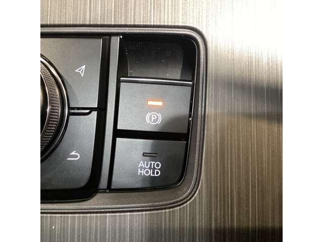 ＣＸ－８０ ３．３　ＸＤハイブリッド　プレミアム　スポーツ　ディーゼルタ　試乗車アップ　大型サンルーフ　レーダークルーズ　パノラマサンルーフ　クリアランスソナー　パワーシート　衝突被害軽減システム　シートヒーター　４ＷＤ　オートマチックハイビーム　バックカメラ　３列（45枚目）