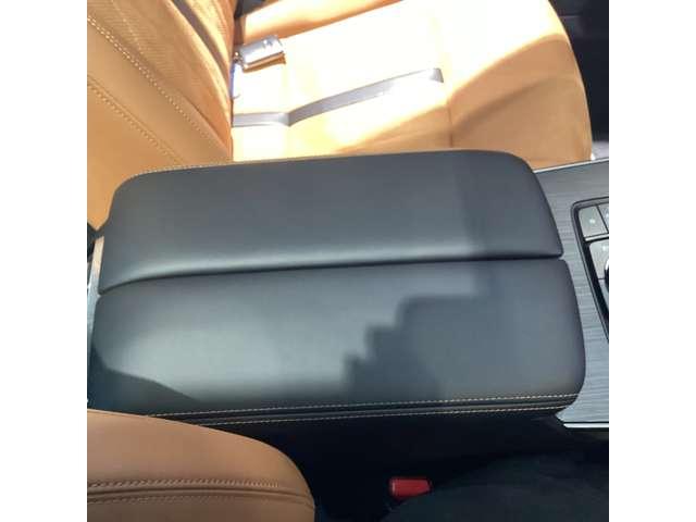 ＣＸ－８０ ３．３　ＸＤハイブリッド　プレミアム　スポーツ　ディーゼルタ　試乗車アップ　大型サンルーフ　レーダークルーズ　パノラマサンルーフ　クリアランスソナー　パワーシート　衝突被害軽減システム　シートヒーター　４ＷＤ　オートマチックハイビーム　バックカメラ　３列（53枚目）