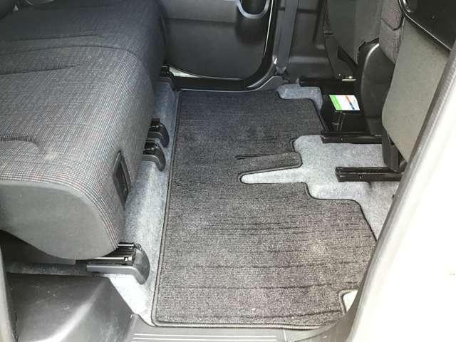 �Q��ڃV�[�g����l�̕����������ł��鑫���ł��B