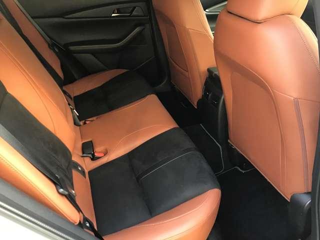 �Q��ڃV�[�g����l�̕����������ł��鑫���ł��B