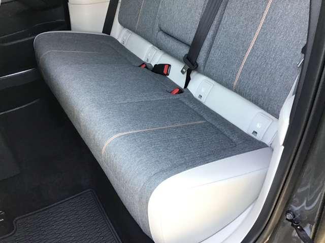 �Q��ڃV�[�g����l�̕����������ł��鑫���ł��B