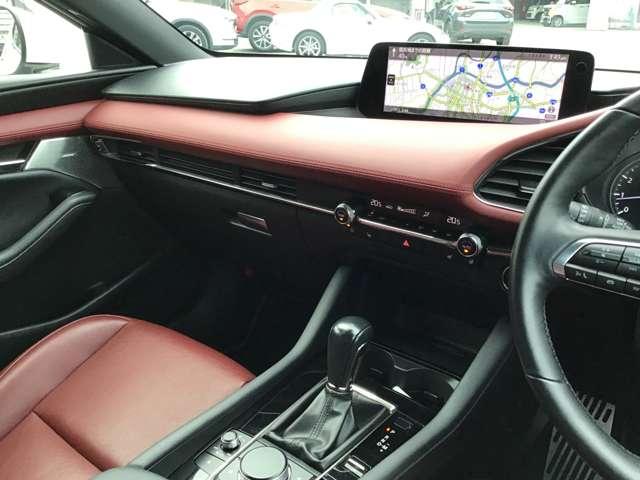 �V���v�����@�\�I�ň����₷���C���p�l����ł��B