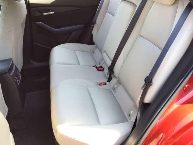 �Q��ڃV�[�g����l�̕����������ł��鑫���ł��B