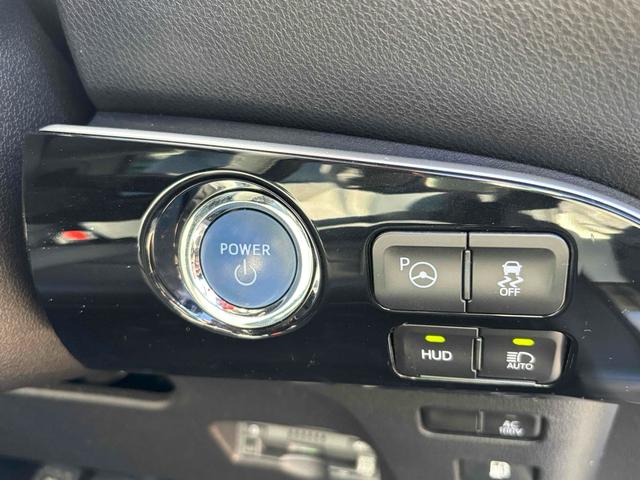 プリウス Aツーリングセレクション ドライブレコーダー クリアランスソナー レーンアシスト オートクルーズコントロール パークアシスト 衝突被害軽減システム 全周囲カメラ ナビ TV アルミホイール オートマチックハイビーム(7枚目)