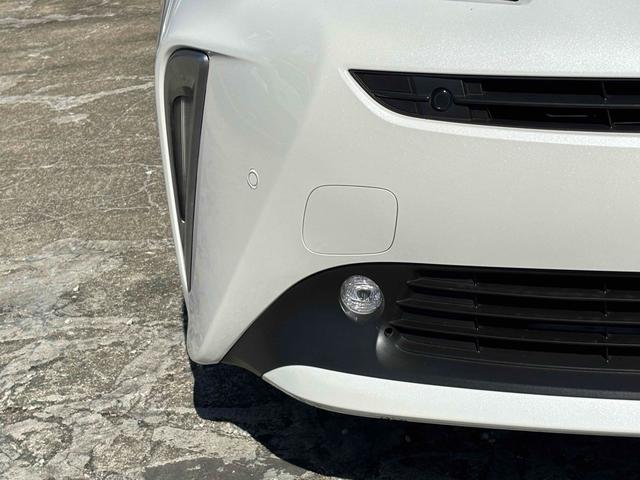 プリウス Aツーリングセレクション ドライブレコーダー クリアランスソナー レーンアシスト オートクルーズコントロール パークアシスト 衝突被害軽減システム 全周囲カメラ ナビ TV アルミホイール オートマチックハイビーム(21枚目)