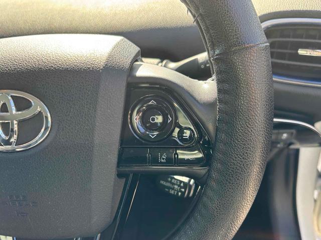 プリウス Aツーリングセレクション ドライブレコーダー クリアランスソナー レーンアシスト オートクルーズコントロール パークアシスト 衝突被害軽減システム 全周囲カメラ ナビ TV アルミホイール オートマチックハイビーム(42枚目)