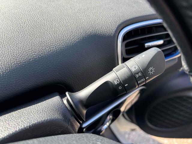 プリウス Aツーリングセレクション ドライブレコーダー クリアランスソナー レーンアシスト オートクルーズコントロール パークアシスト 衝突被害軽減システム 全周囲カメラ ナビ TV アルミホイール オートマチックハイビーム(44枚目)