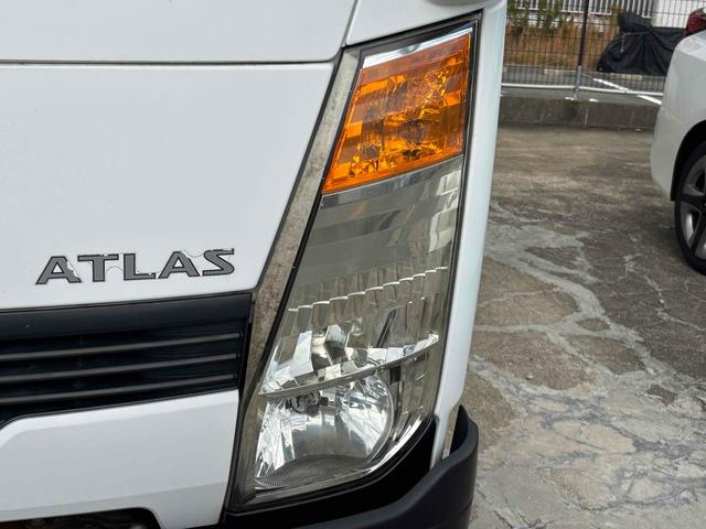 アトラストラック 　トラック　ＡＴ　後輪ダブル　バックカメラ　電動格納ミラー　エアコン　パワーウィンドウ　運転席エアバッグ（13枚目）