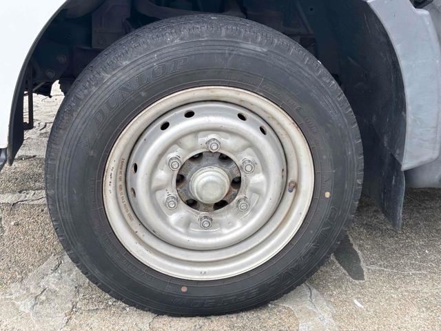 アトラストラック 　トラック　ＡＴ　後輪ダブル　バックカメラ　電動格納ミラー　エアコン　パワーウィンドウ　運転席エアバッグ（17枚目）