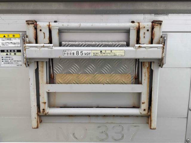 アトラストラック 　トラック　ＡＴ　後輪ダブル　バックカメラ　電動格納ミラー　エアコン　パワーウィンドウ　運転席エアバッグ（22枚目）