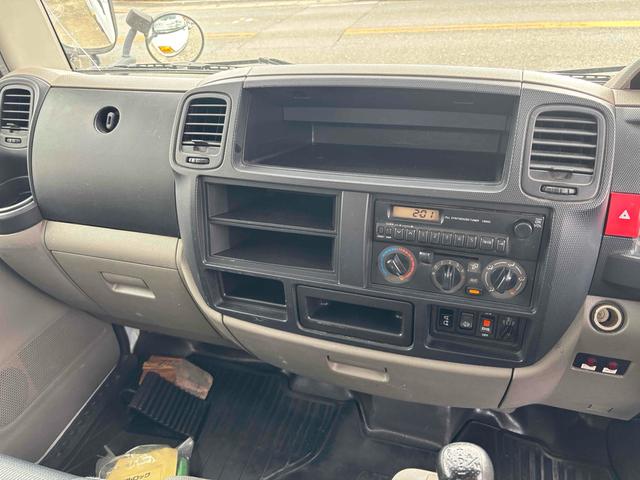 アトラストラック 　トラック　ＡＴ　後輪ダブル　バックカメラ　電動格納ミラー　エアコン　パワーウィンドウ　運転席エアバッグ（37枚目）