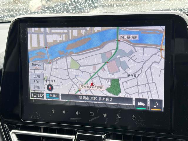 フロンクス ベースグレード　４ＷＤ　全周囲カメラ　クリアランスソナー　オートクルーズコントロール　レーンアシスト　衝突被害軽減システム　ナビ　ＴＶ　オートライト　ＬＥＤヘッドランプ　アルミホイール　スマートキー（4枚目）