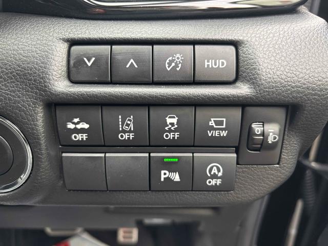 フロンクス ベースグレード　４ＷＤ　全周囲カメラ　クリアランスソナー　オートクルーズコントロール　レーンアシスト　衝突被害軽減システム　ナビ　ＴＶ　オートライト　ＬＥＤヘッドランプ　アルミホイール　スマートキー（9枚目）