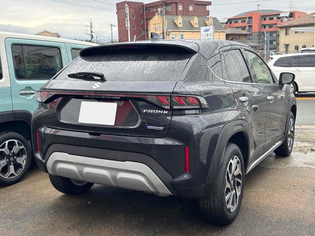 フロンクス ベースグレード　４ＷＤ　全周囲カメラ　クリアランスソナー　オートクルーズコントロール　レーンアシスト　衝突被害軽減システム　ナビ　ＴＶ　オートライト　ＬＥＤヘッドランプ　アルミホイール　スマートキー（17枚目）