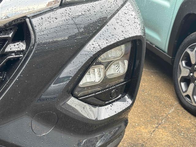 フロンクス ベースグレード　４ＷＤ　全周囲カメラ　クリアランスソナー　オートクルーズコントロール　レーンアシスト　衝突被害軽減システム　ナビ　ＴＶ　オートライト　ＬＥＤヘッドランプ　アルミホイール　スマートキー（27枚目）