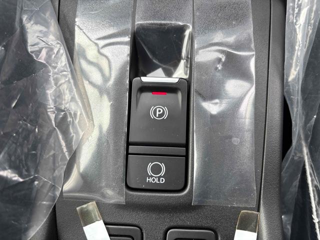 フロンクス ベースグレード　４ＷＤ　全周囲カメラ　クリアランスソナー　オートクルーズコントロール　レーンアシスト　衝突被害軽減システム　ナビ　ＴＶ　オートライト　ＬＥＤヘッドランプ　アルミホイール　スマートキー（45枚目）