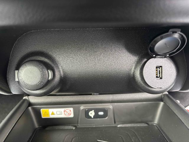 フロンクス ベースグレード　４ＷＤ　全周囲カメラ　クリアランスソナー　オートクルーズコントロール　レーンアシスト　衝突被害軽減システム　ナビ　ＴＶ　オートライト　ＬＥＤヘッドランプ　アルミホイール　スマートキー（48枚目）