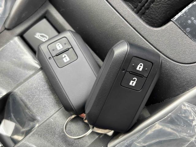 フロンクス ベースグレード　４ＷＤ　全周囲カメラ　クリアランスソナー　オートクルーズコントロール　レーンアシスト　衝突被害軽減システム　ナビ　ＴＶ　オートライト　ＬＥＤヘッドランプ　アルミホイール　スマートキー（57枚目）