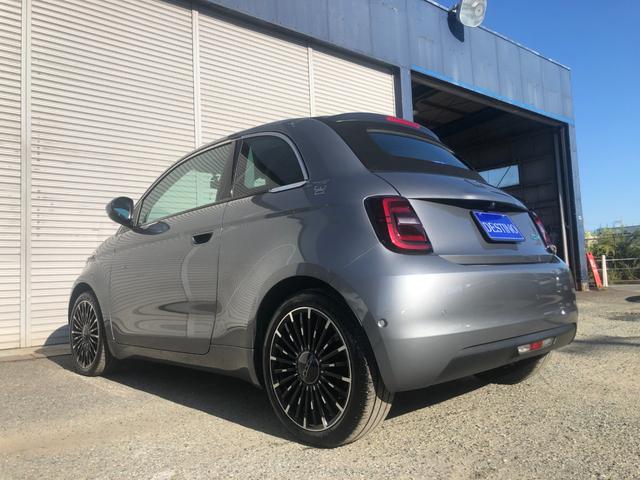 ５００ｅ オープン　ＡＣＣ　純正ナビ　ＡｐｐｌｅＣａｒＰｌａｙ　ベージュレザーシート　バックカメラ　障害物センサー　ブラインドスポットモニター　スマートキー　ＬＥＤヘッドライト　ＥＴＣ（42枚目）