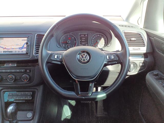 シャラン TDI ハイライン 純正ナビ フルセグTV 両側パワースライドドア 電動リアゲート バックカメラ 障害物センサー 黒アルカンターラシート 前席シートヒーター ACC 禁煙車 パワーシート(26枚目)