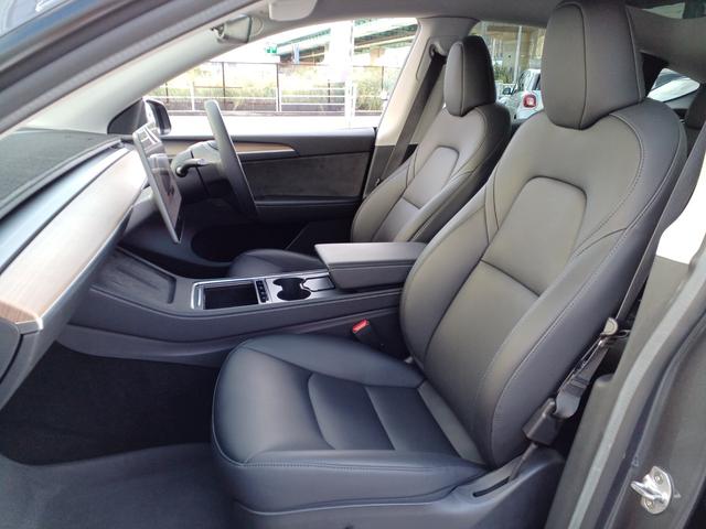 モデルY パフォーマンス ワンオーナー オートパイロット パノラマガラスルーフ 黒革パワーシート シートヒーター ハンドルヒーター バックサイドモニター 電動リアゲート ETC(15枚目)