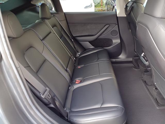 モデルY パフォーマンス ワンオーナー オートパイロット パノラマガラスルーフ 黒革パワーシート シートヒーター ハンドルヒーター バックサイドモニター 電動リアゲート ETC(17枚目)