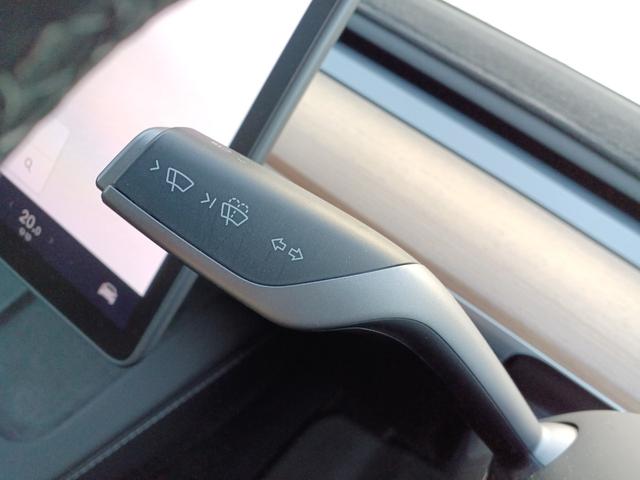 モデルY パフォーマンス ワンオーナー オートパイロット パノラマガラスルーフ 黒革パワーシート シートヒーター ハンドルヒーター バックサイドモニター 電動リアゲート ETC(22枚目)