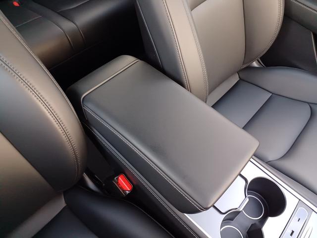 モデルY パフォーマンス ワンオーナー オートパイロット パノラマガラスルーフ 黒革パワーシート シートヒーター ハンドルヒーター バックサイドモニター 電動リアゲート ETC(33枚目)