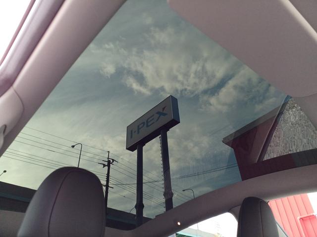 モデルY パフォーマンス ワンオーナー オートパイロット パノラマガラスルーフ 黒革パワーシート シートヒーター ハンドルヒーター バックサイドモニター 電動リアゲート ETC(35枚目)