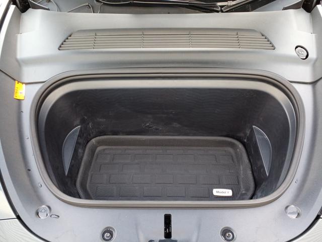 モデルY パフォーマンス ワンオーナー オートパイロット パノラマガラスルーフ 黒革パワーシート シートヒーター ハンドルヒーター バックサイドモニター 電動リアゲート ETC(36枚目)