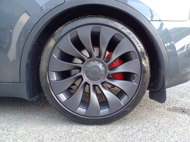 モデルY パフォーマンス ワンオーナー オートパイロット パノラマガラスルーフ 黒革パワーシート シートヒーター ハンドルヒーター バックサイドモニター 電動リアゲート ETC(39枚目)