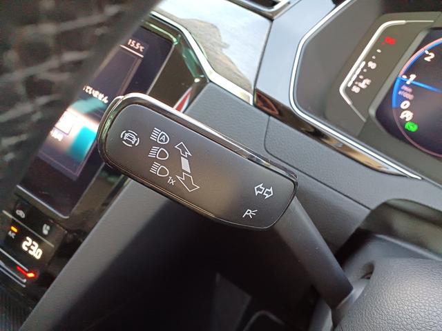 パサートヴァリアント TSIエレガンスアドバンス 純正ナビ 全周囲カメラ デジタルコックピット 黒レザーパワーシート シートヒーター 電動リアゲート 障害物センサー パークディスタンスコントロール レーンキープアシスト ACC ETC(26枚目)