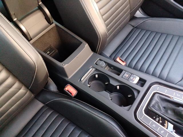 パサートヴァリアント TSIエレガンスアドバンス 純正ナビ 全周囲カメラ デジタルコックピット 黒レザーパワーシート シートヒーター 電動リアゲート 障害物センサー パークディスタンスコントロール レーンキープアシスト ACC ETC(53枚目)