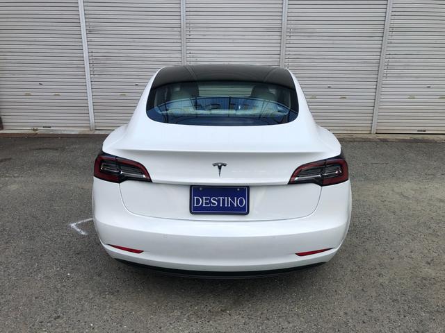 モデル３ スタンダードプラス　ＡＭＤＲｙｚｅｎ　ワンオーナー　ガラスルーフ　白革パワーシート　シートヒーター　電動リアゲート　ＥＴＣ　ステアリングヒーター　パワーシート（7枚目）