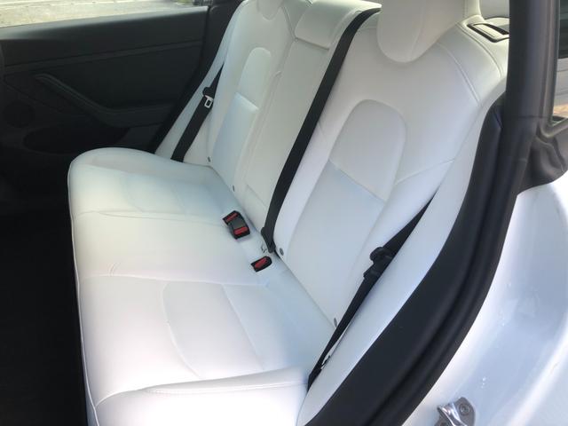 モデル３ スタンダードプラス　ＡＭＤＲｙｚｅｎ　ワンオーナー　ガラスルーフ　白革パワーシート　シートヒーター　電動リアゲート　ＥＴＣ　ステアリングヒーター　パワーシート（22枚目）