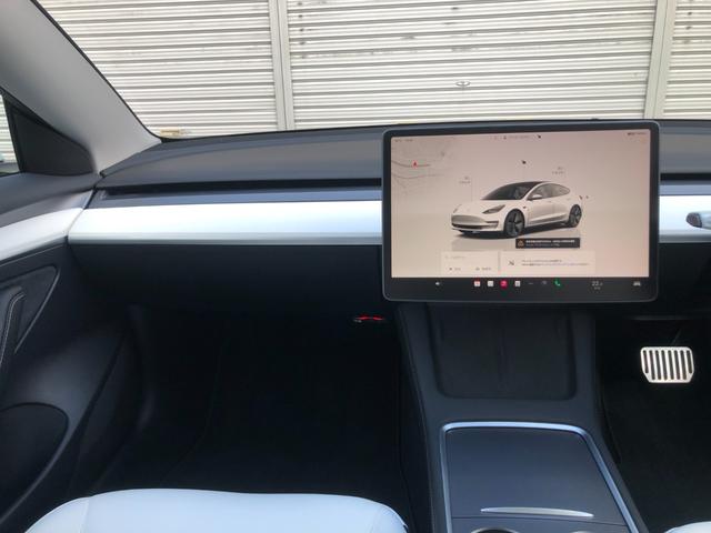 モデル３ スタンダードプラス　ＡＭＤＲｙｚｅｎ　ワンオーナー　ガラスルーフ　白革パワーシート　シートヒーター　電動リアゲート　ＥＴＣ　ステアリングヒーター　パワーシート（25枚目）